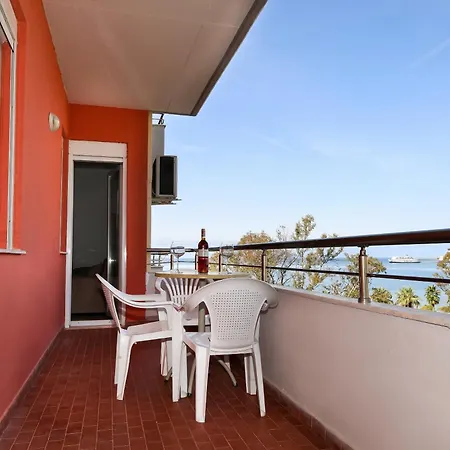 شقة Jimi 2 فلورا