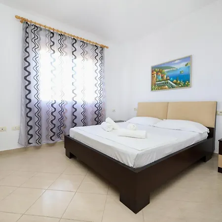 Apartman Jimi 2 *