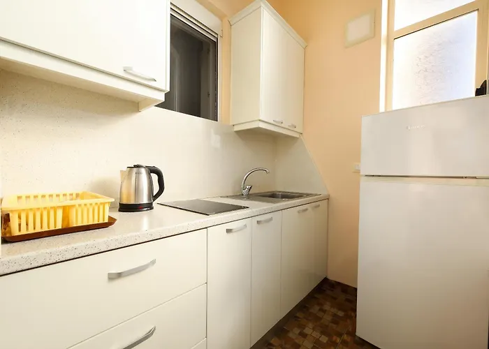 Apartamento Jimi 2 *